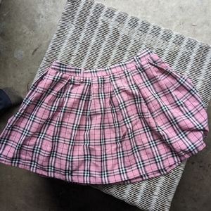 Hot topic skirt.
